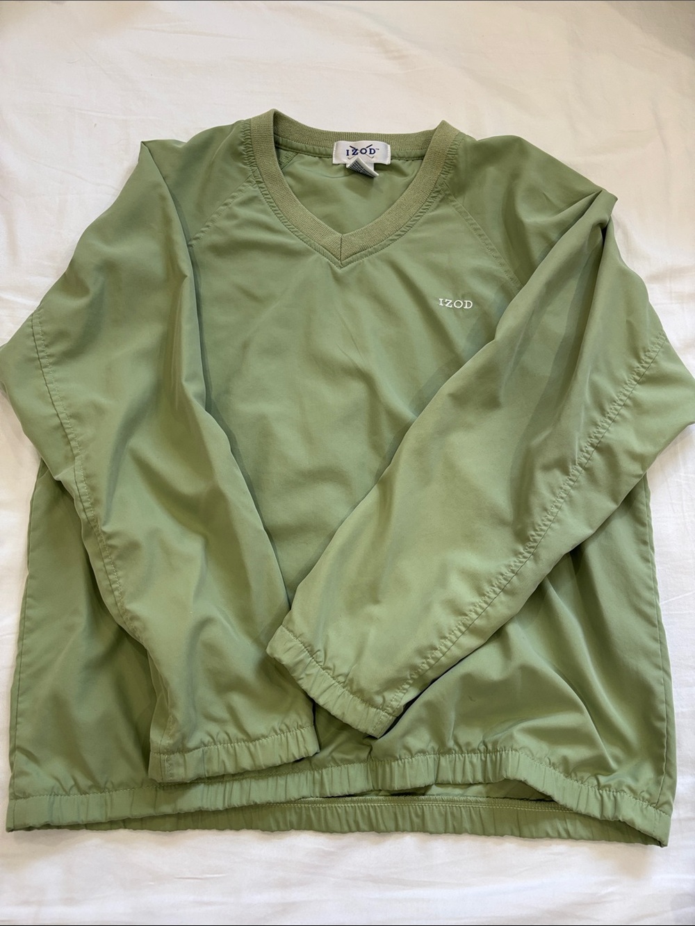 Izod V-Neck Pullover Windbreaker in Sage